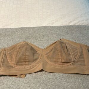 Adina Reay strapless nude bra 30F